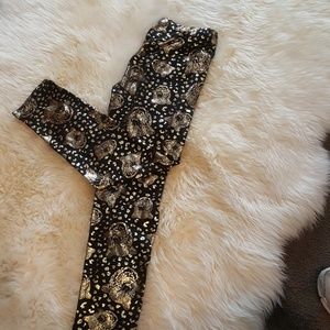 Brand new leggins never worn tigers head